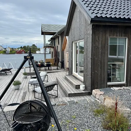 Amundoya Boathouse Ferienhaus